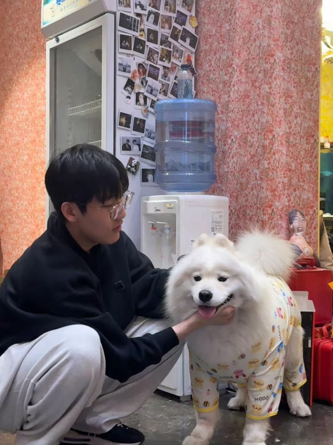 分享一则Tarzan和巴莉公主2026lpl英雄联盟