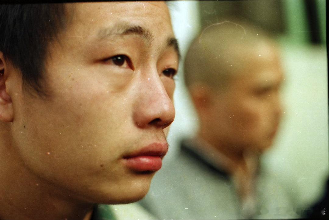 摄影人  王鹭佳用胶片拍的老照片：怀旧的纪念。老照片王鹭佳