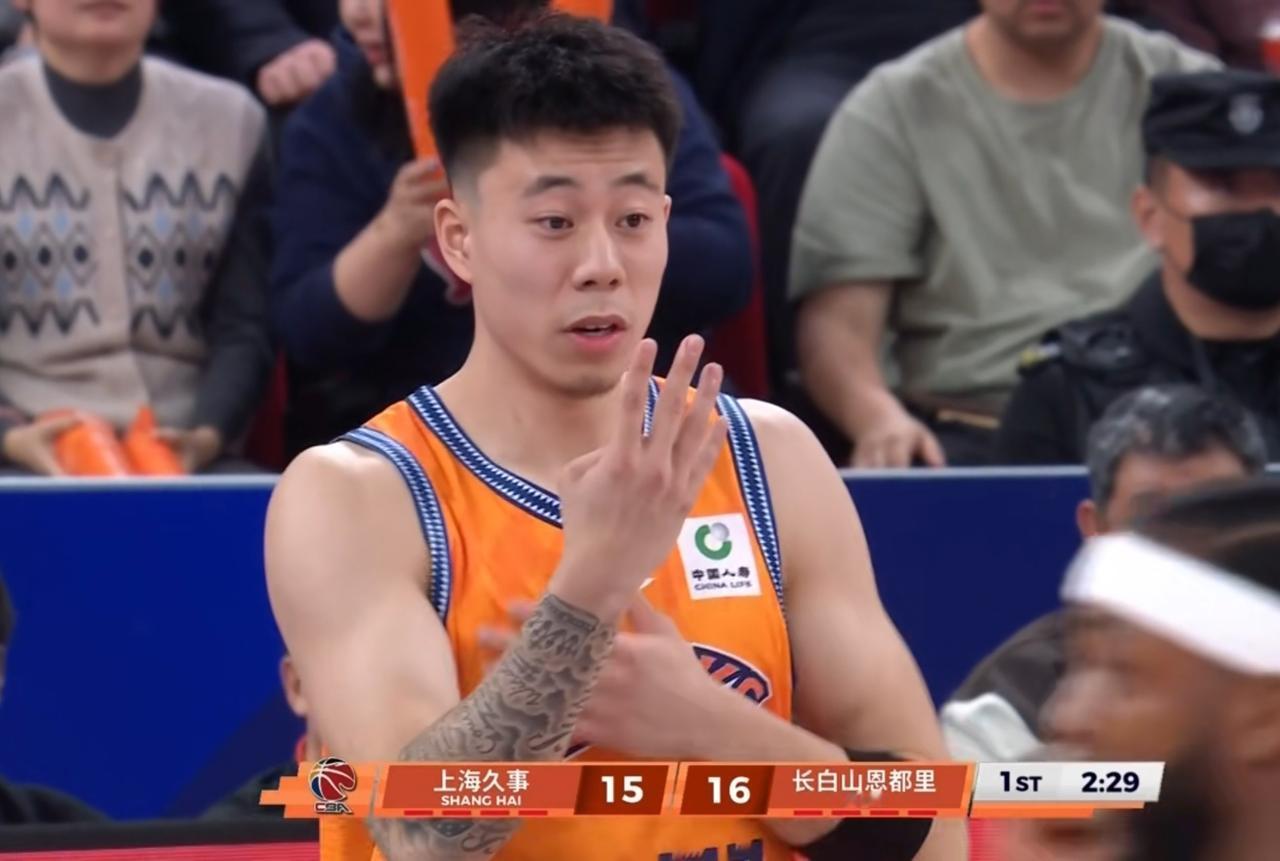 辽宁的姜宇星发挥出色，不禁让球迷联想到张镇麟，其实头两年刚来辽宁的张镇麟还是非常