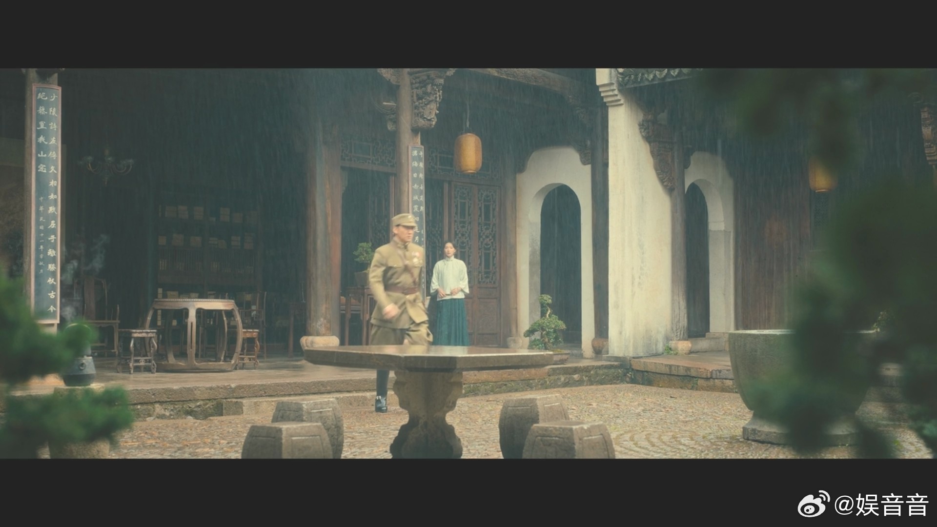 王阳万茜0台词对手戏 这段戏真的让人回味无穷👍，王阳万茜不靠台词，只凭微表情和