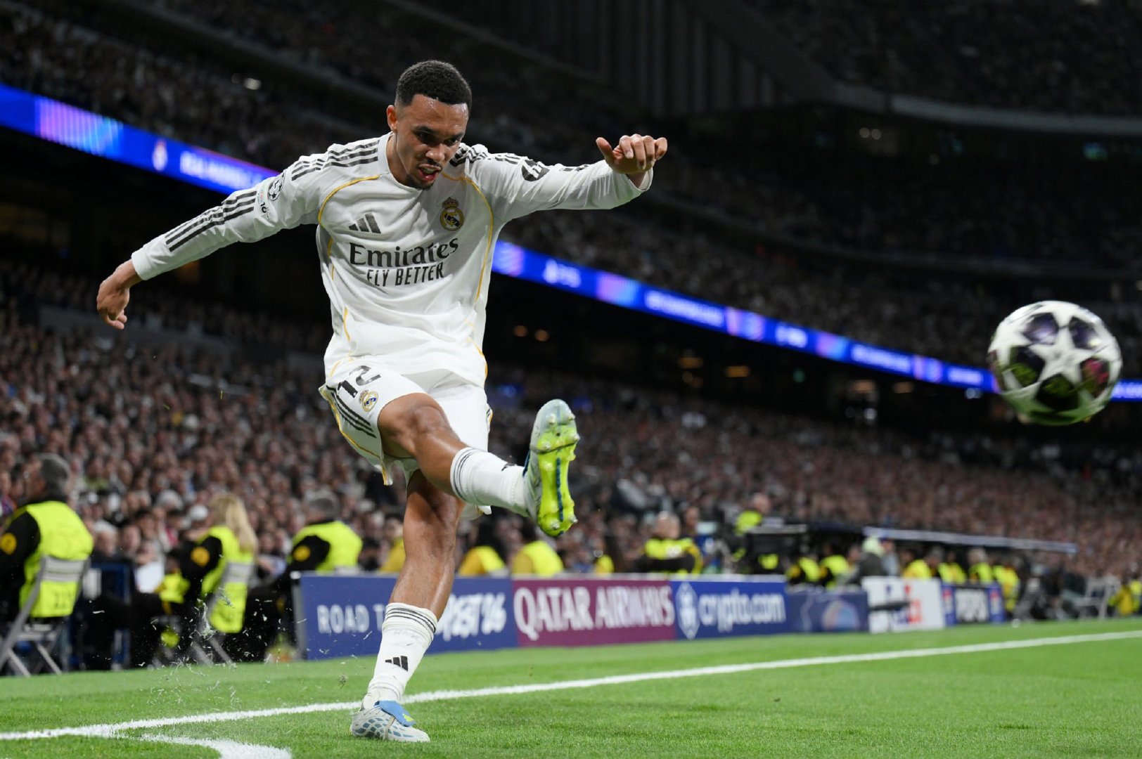 🚨上半场结束，皇马0-1拜仁。欧冠联赛皇马vs拜仁