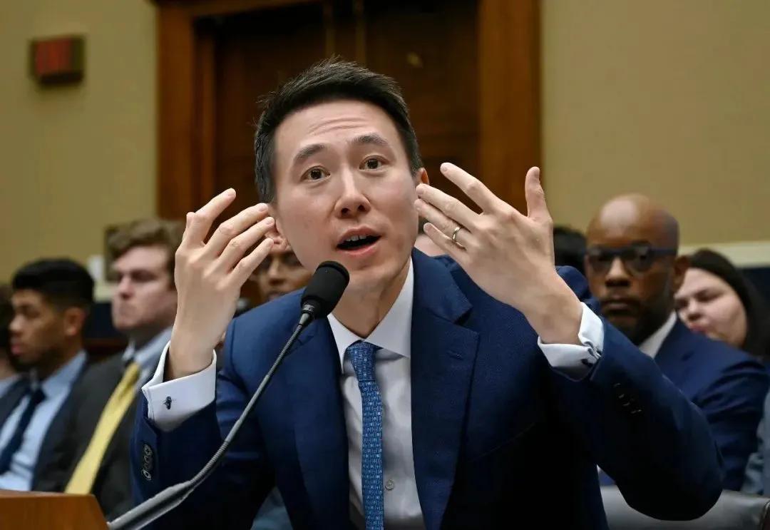 宁愿玉碎不为瓦全，周受资表态了，TIKTOK宁愿退出美国，不接受招降。所谓发动美