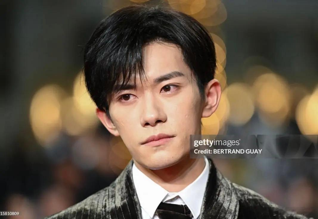 易烊千玺：希望大家提到我的时候第一反应不是花瓶 