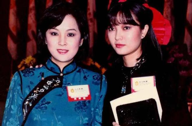 台湾演艺界最出名的三对姐妹花。

个人认为第一组甄珍和银霞姐妹俩最为清纯美丽，最