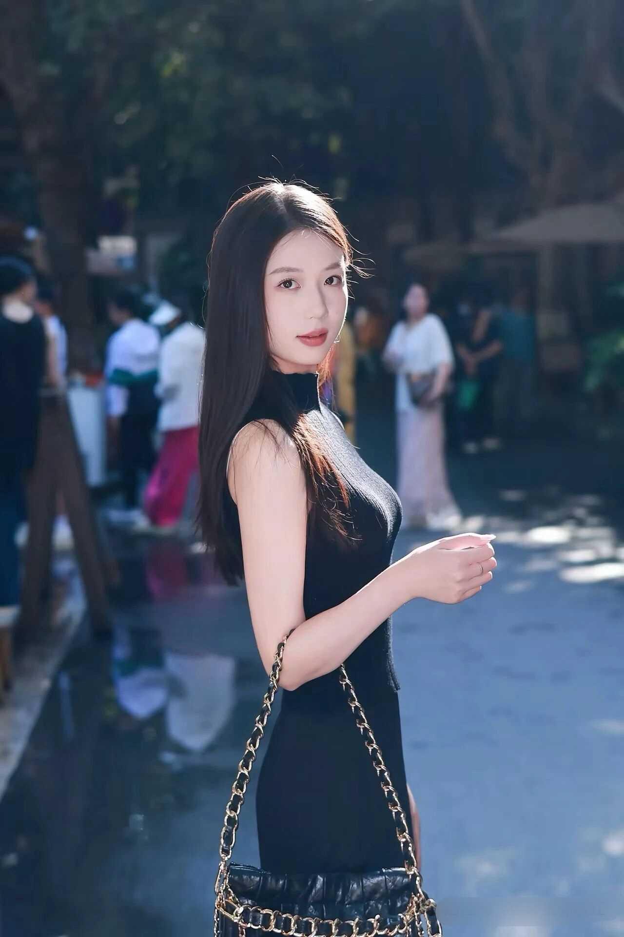 快聊聊你的女神是谁啊！