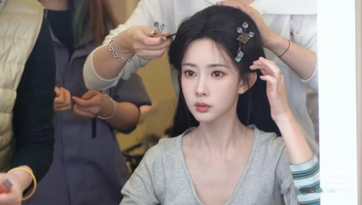 孟子义沈妙  【孟子义】此女美貌又又更上一层楼😌好像每次刷到她都会比之前更惊艳