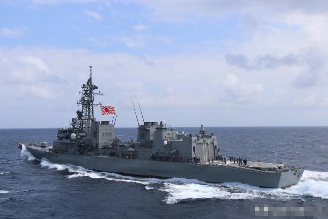 日本军舰这次故意把航速压到最慢，14小时磨完台湾海峡，这个不起眼的"慢"字，才是