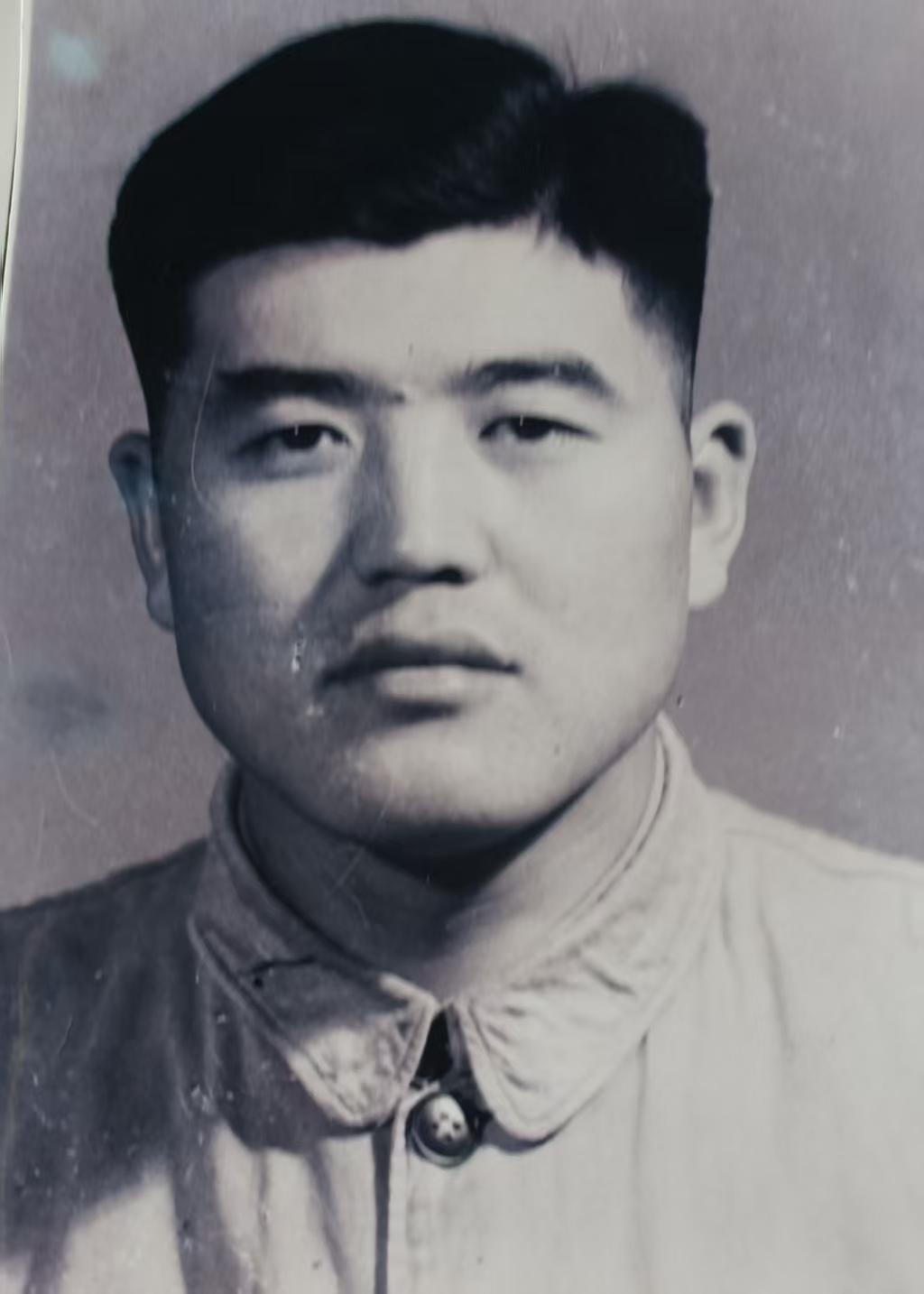 王云阁，1930年生，山东曲阜人，中共党员。志愿军第20军59师175团4连班长