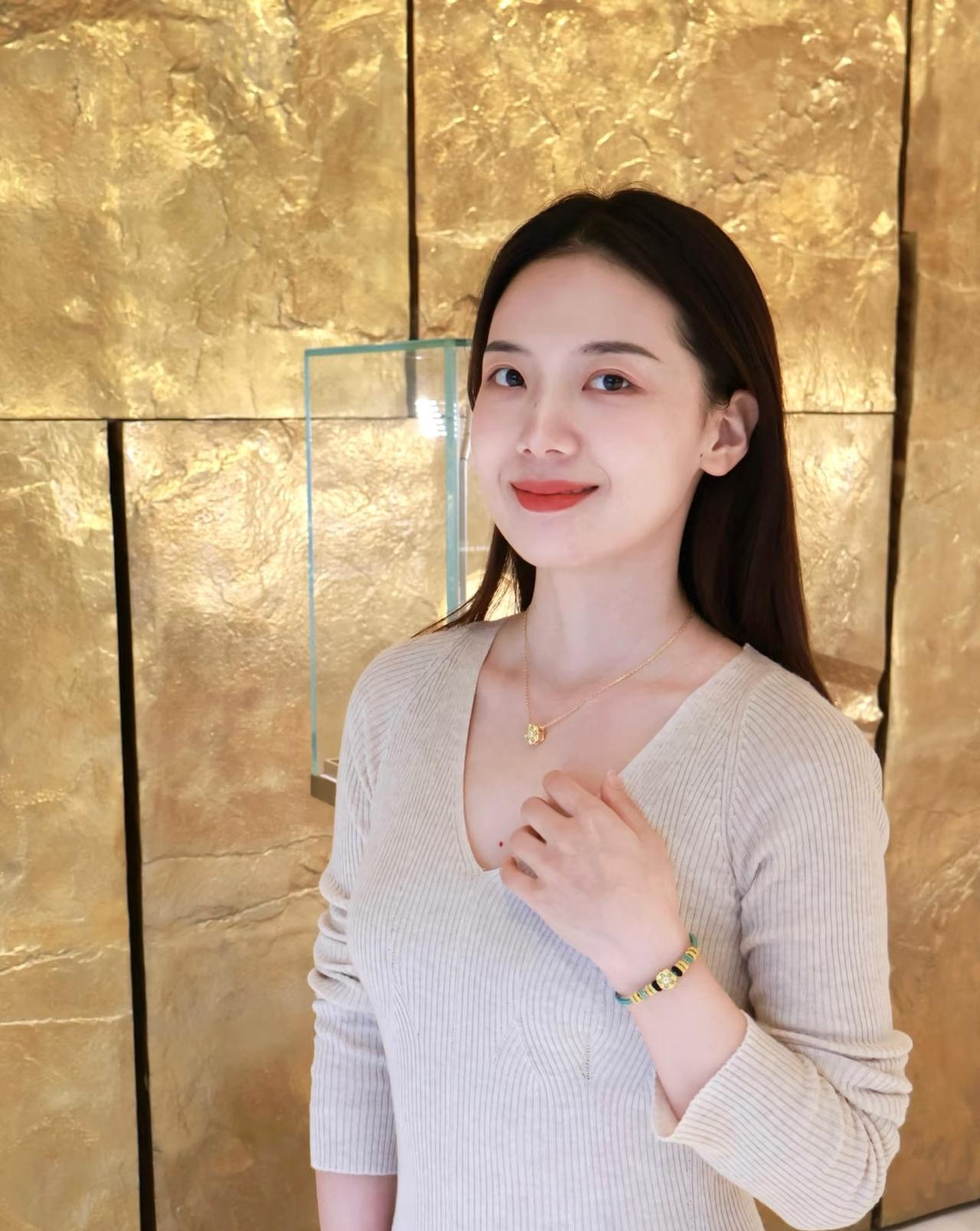 男人的悲哀，有时候就藏在感情的错位里。一心对一个女人好，幻想长相厮守，人家却根本