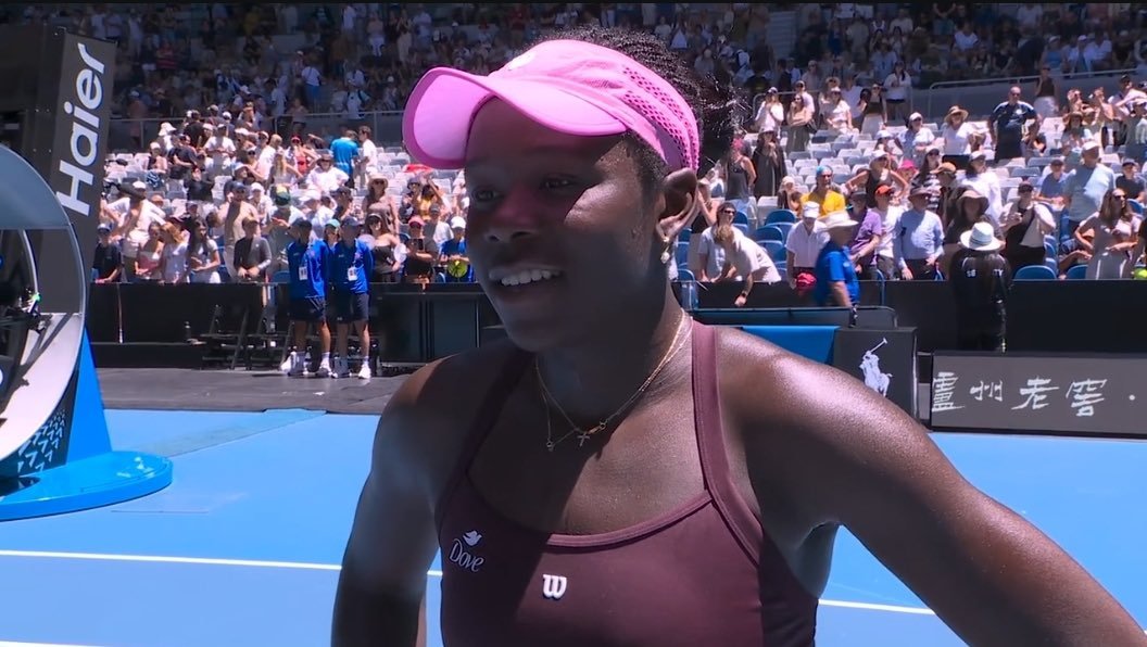 姆博科首进大满贯16强 姆博科击败克陶森后在现场接受了采访。主持人：“这是你第一