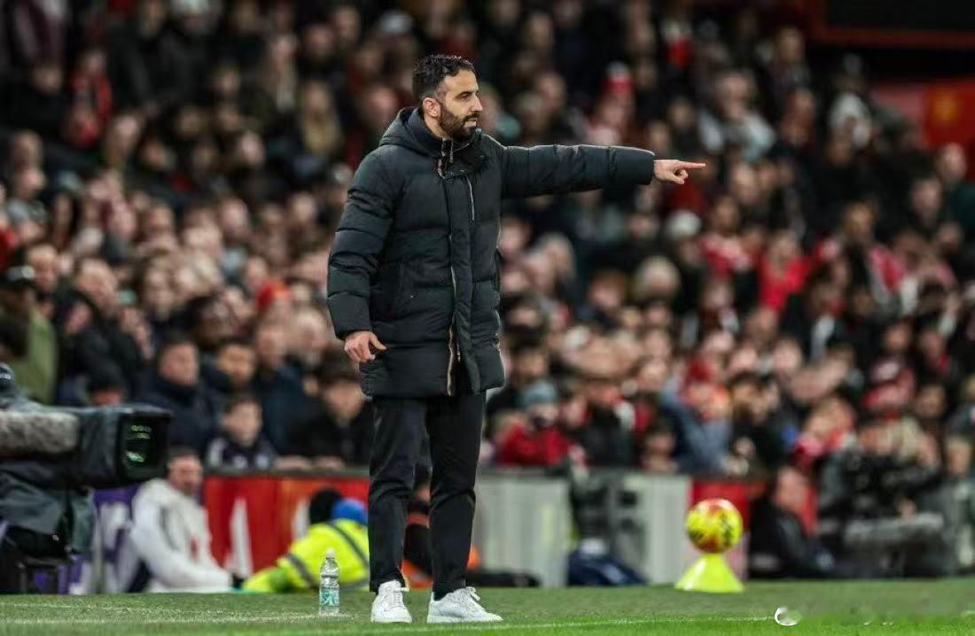 🚨| 曼联2026年2月英超赛程更新：曼联将于2026年第二个月以主场对阵富勒