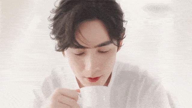 喝咖啡小朱☕朱一龙每天喝2杯咖啡的好处