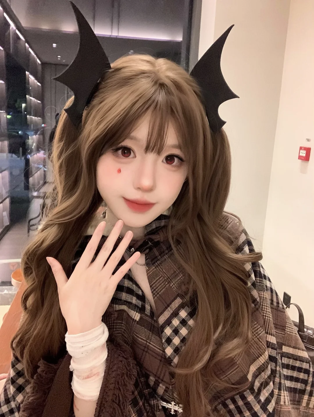 ᝯ◂ ‘֊‘ ▾ಎ➹ ♡ .+°