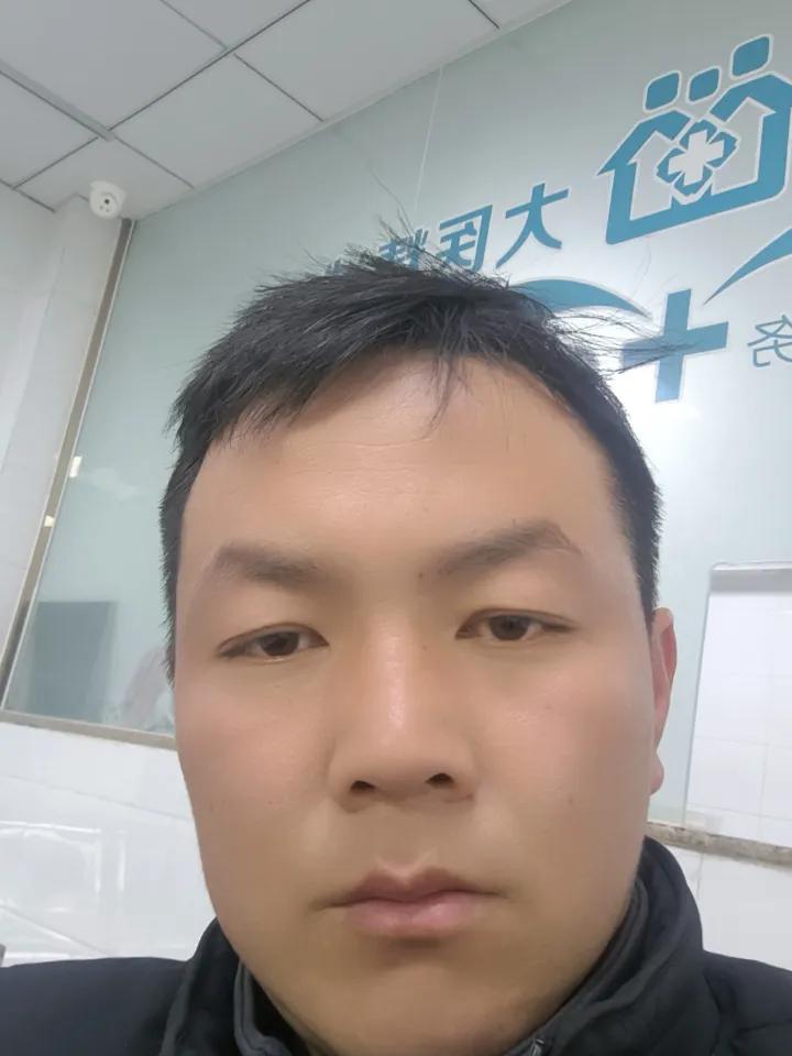 愿天下父母，岁岁安康
 
这几天的生活，几乎被医院的消毒水味填满了。
 
妈妈感