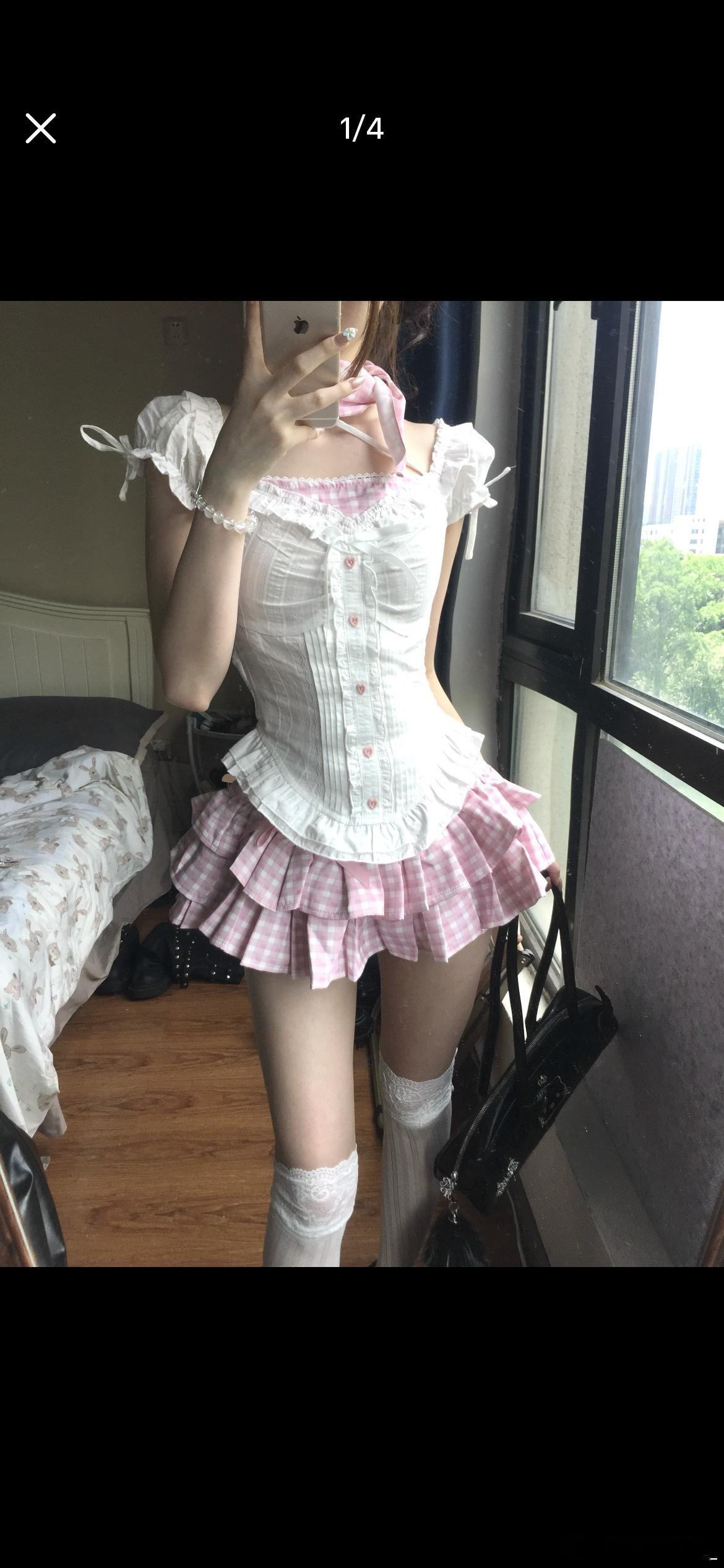 闺蜜们 你们帮我选一个 我暑假看演唱会穿