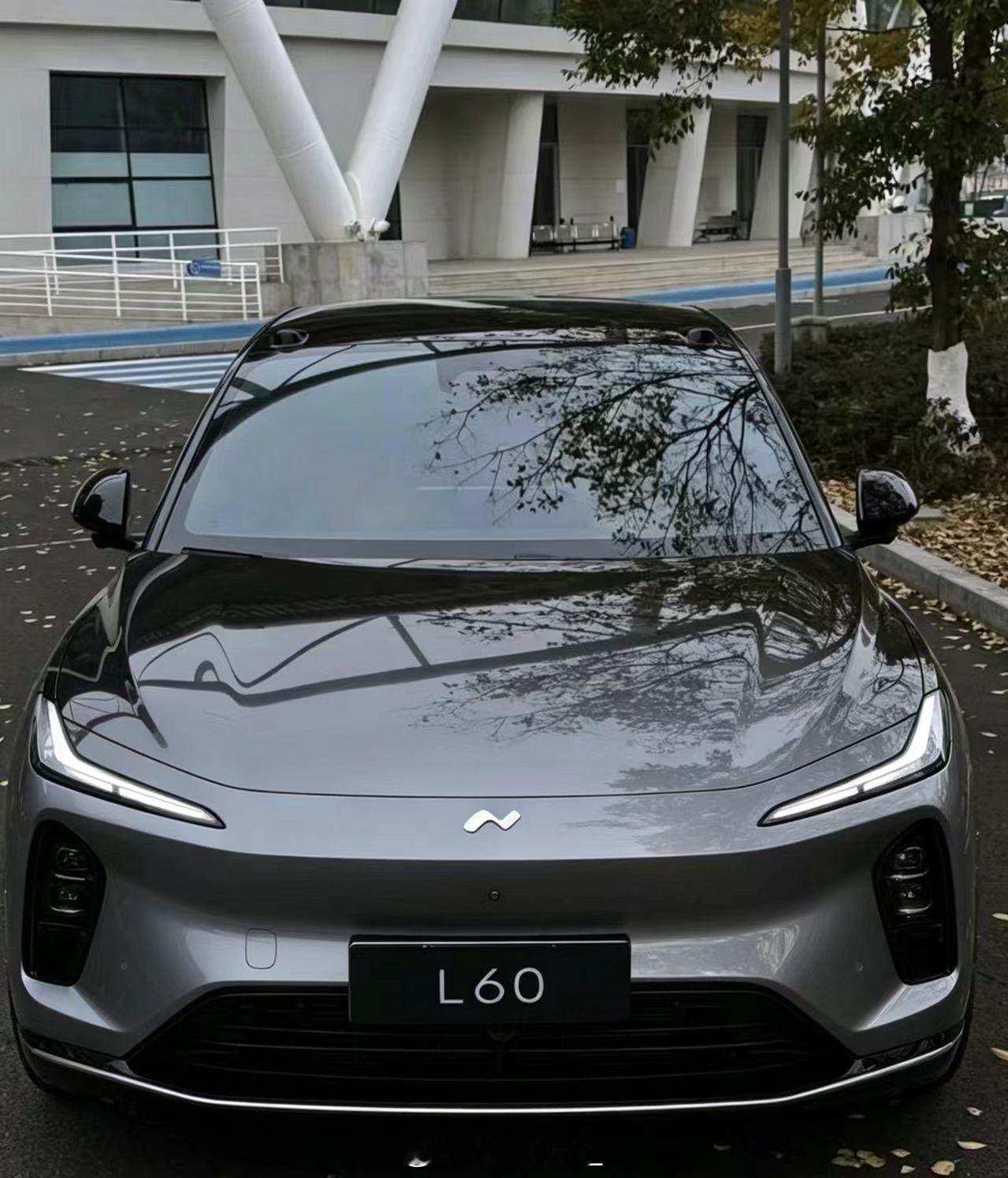 群里看到一张图，帅不帅？？乐道汽车