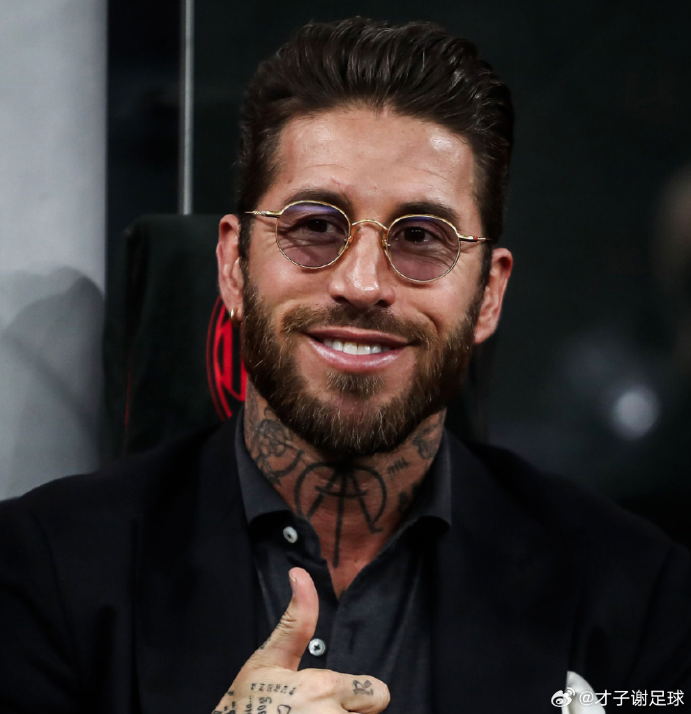 意媒爆料，米兰老将莫德里奇，自掏腰包，为多达60名亲朋好友，支付了米兰德比的门票