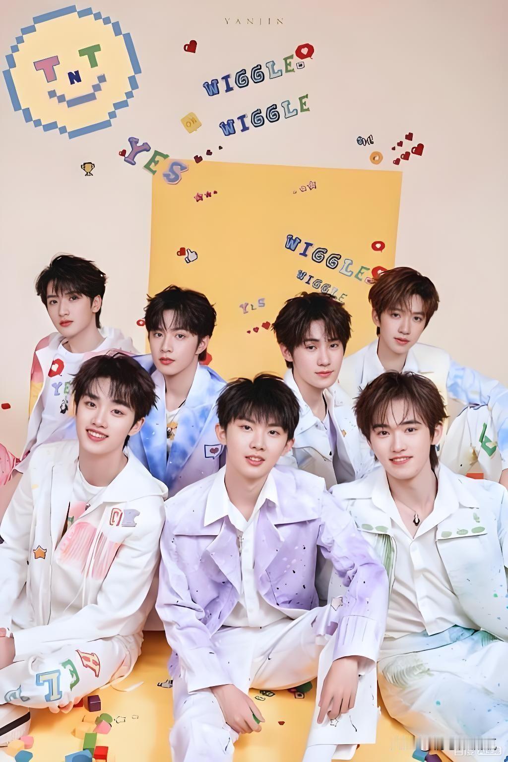 这七位少年，每一个都魅力十足。
马嘉祺的温柔嗓音，一开口就能把人带入音乐的世界；