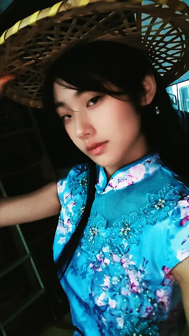 细皮嫩肉的 小心伤到你