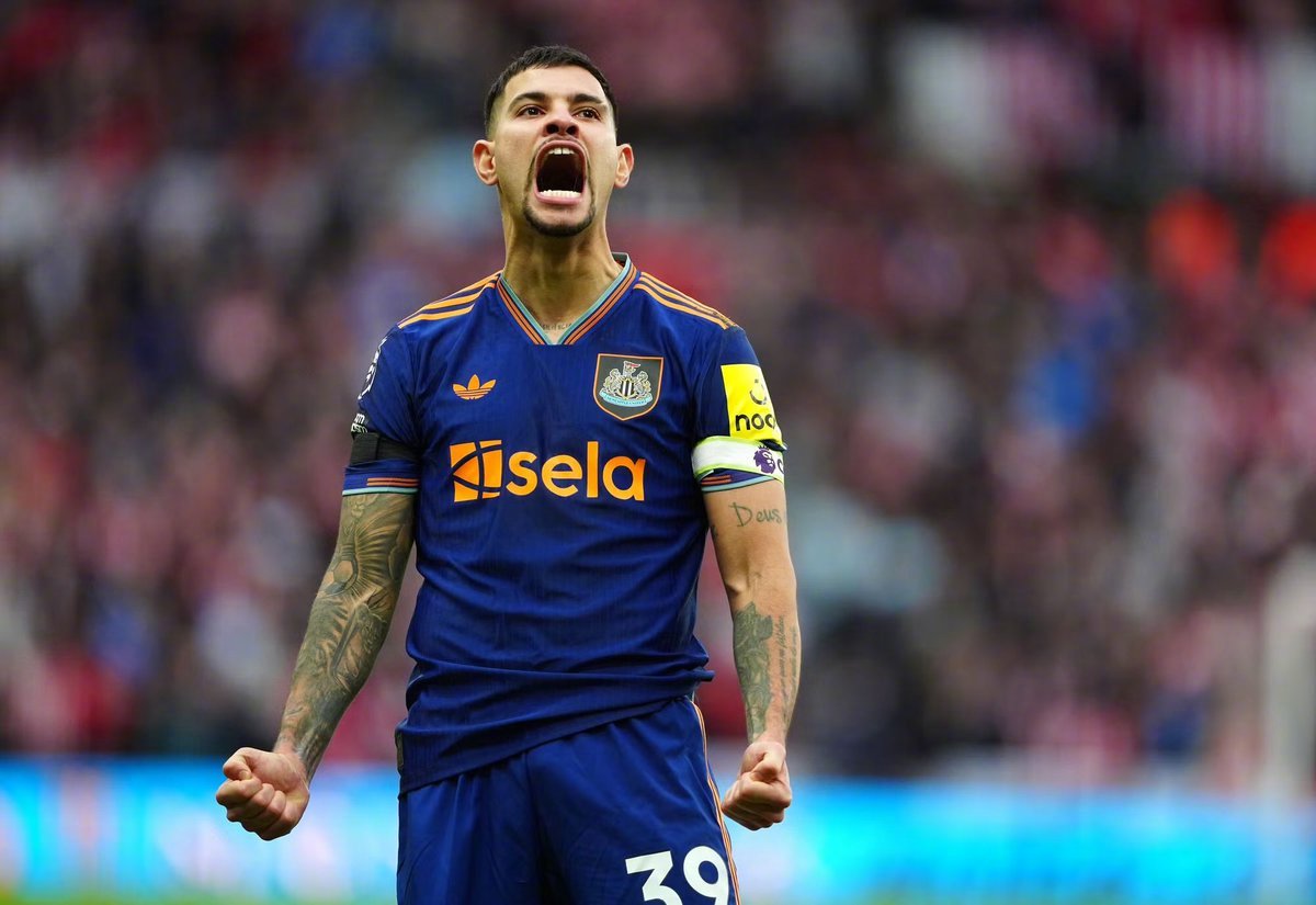 📢 最新消息：曼联正在评估引进布鲁诺·吉马良斯的可能性。曼联已表现出对他的兴趣