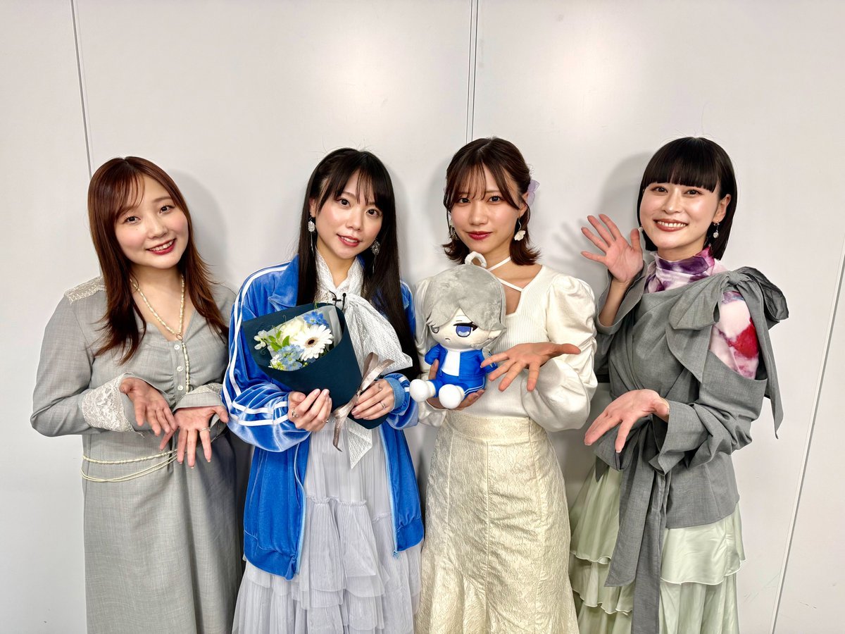 三浦千幸 土屋李央 宮本侑芽  本泉莉奈 