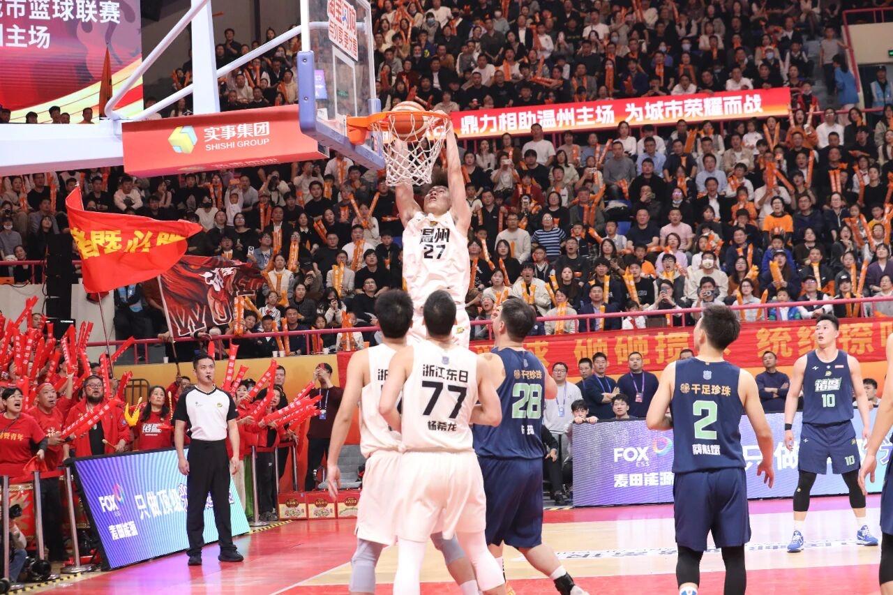 冲刺阶段！三支球队，两个出线名额，花落谁家就看最后三轮比赛了！
诸暨12胜6负，