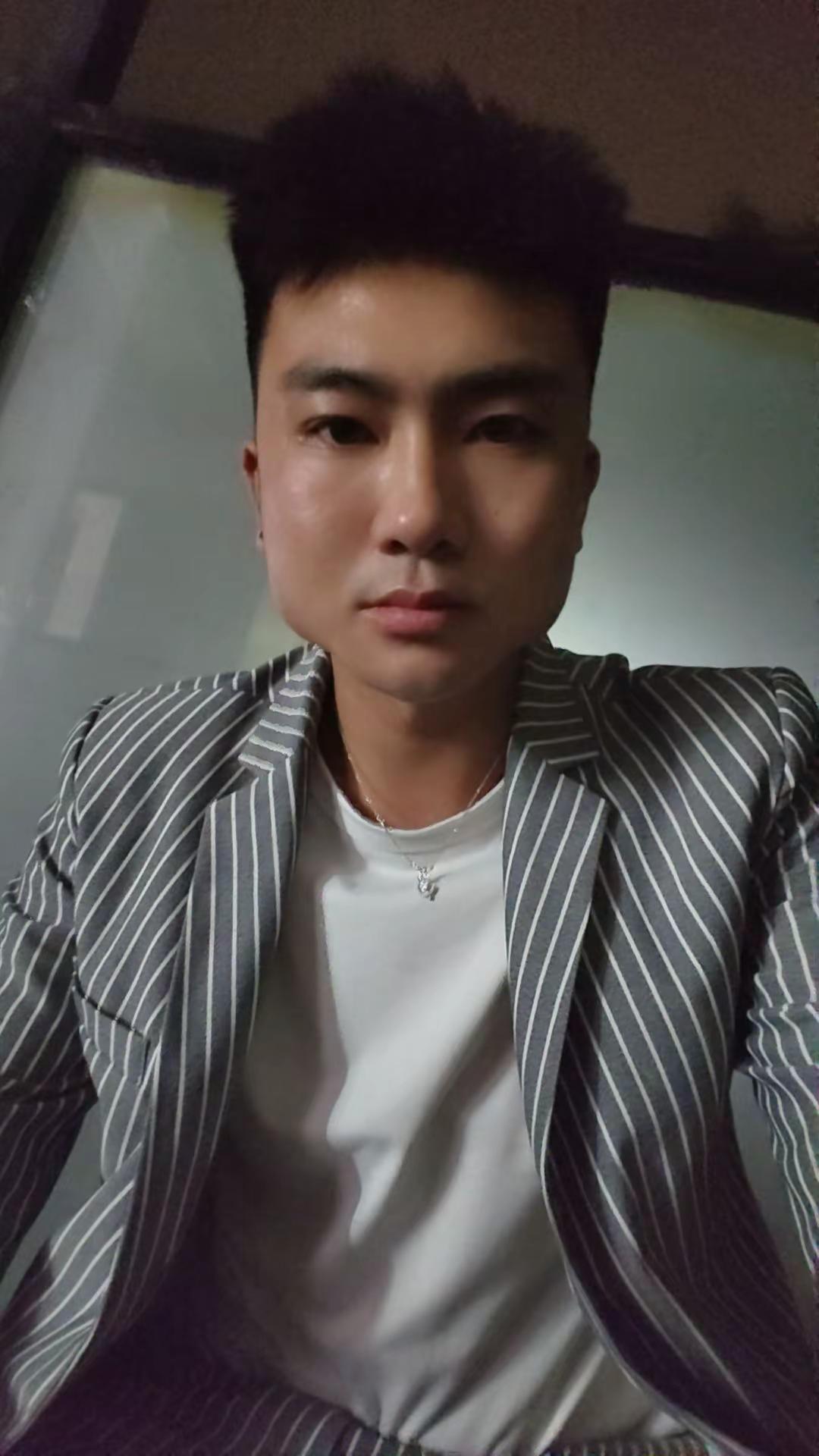 好人难做，坏人又不好做！人生何其呀！独处是常态