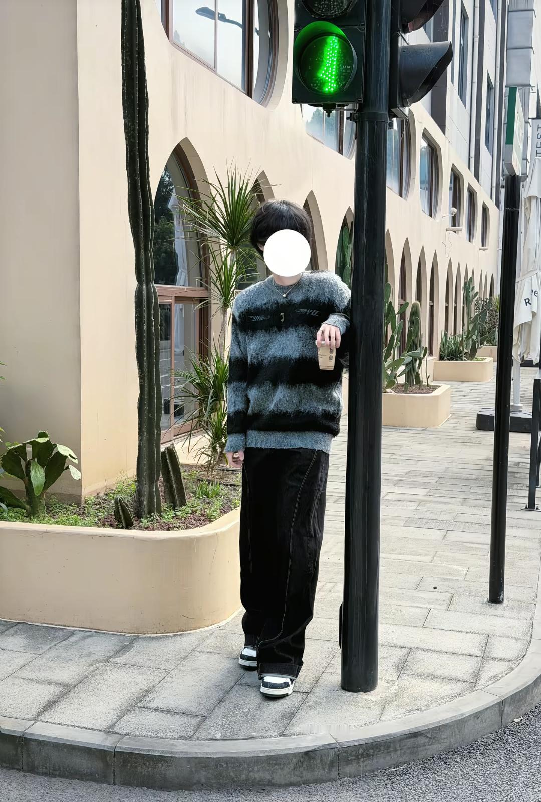 DL_羊dl羊 ✨ 小羊不打烊 ✨ 向羊而生  “所纵是世间有千般绝色，但我唯独