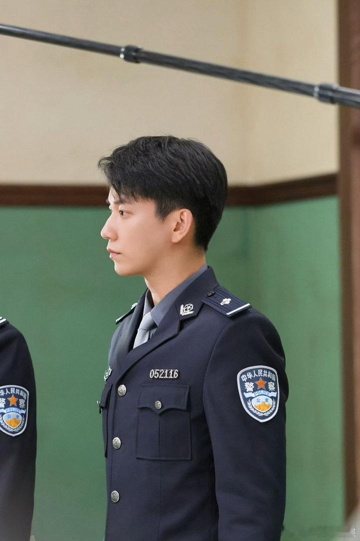 原来这些都是王子奇演的🪄翻看王子奇角色合集，风格跨度让人惊叹，曹信的成长弧光，