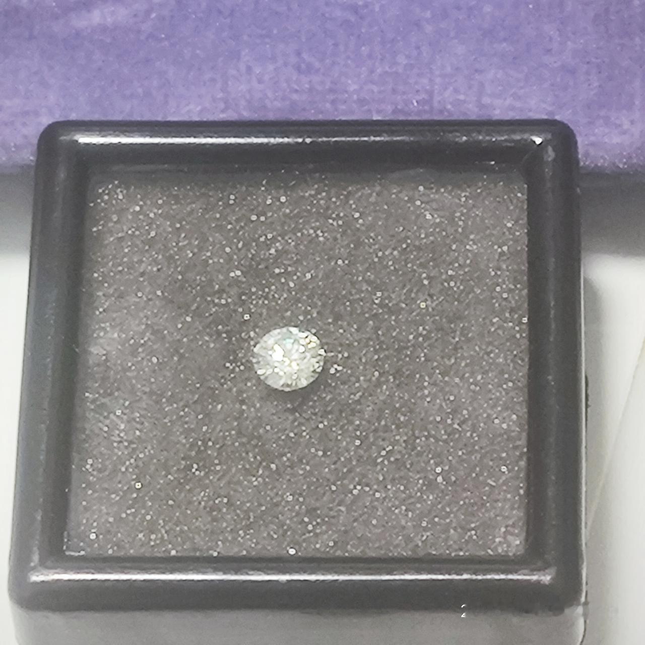 有谁知道梧州马拉松半马比赛这个完赛礼物🎁是什么?
应该有说明书才对啊。
网上查