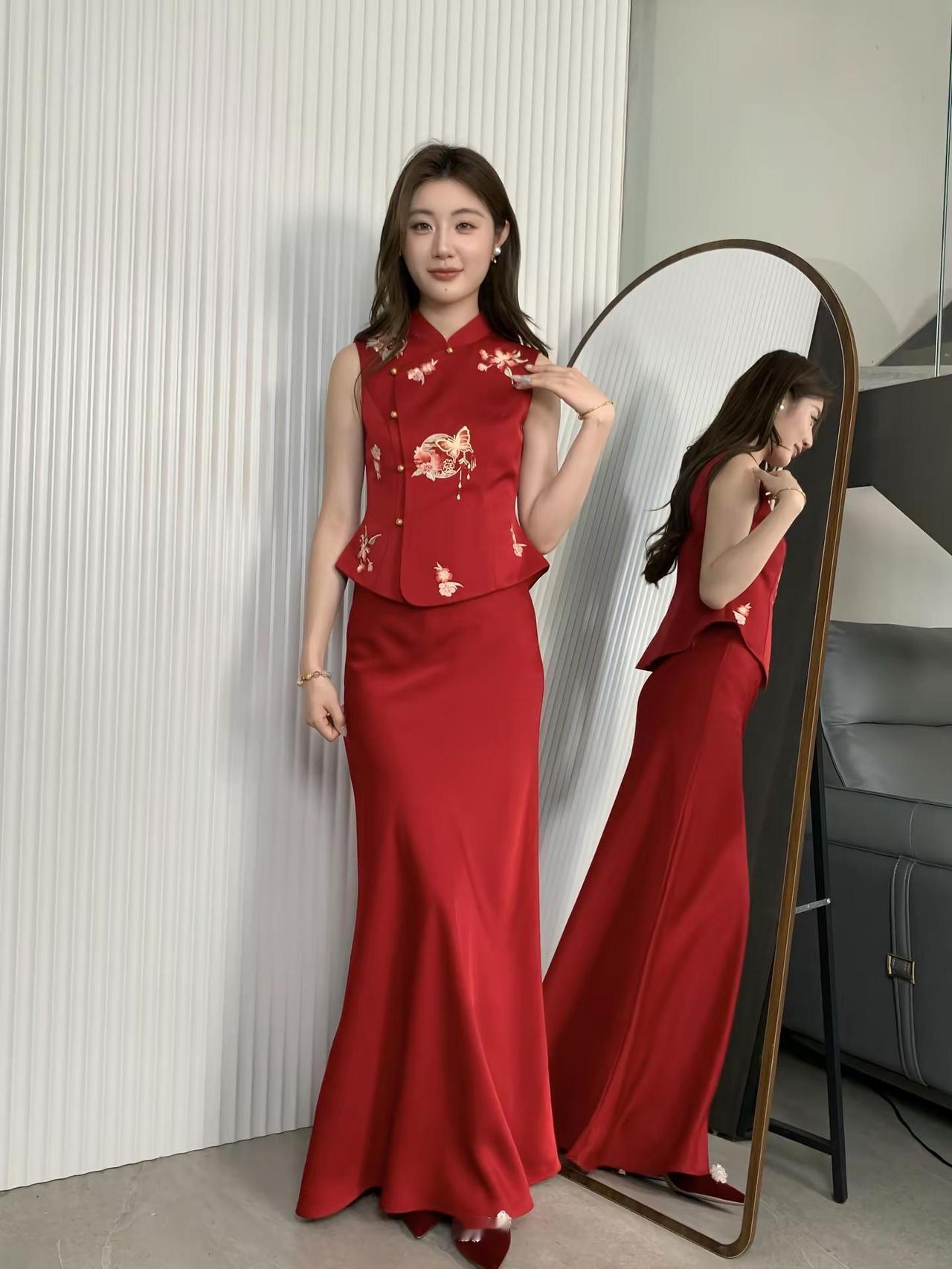 好纠结😭订婚服极限四选一哪件好看‼️ 订婚礼服 敬酒服 新中式礼服 备婚
