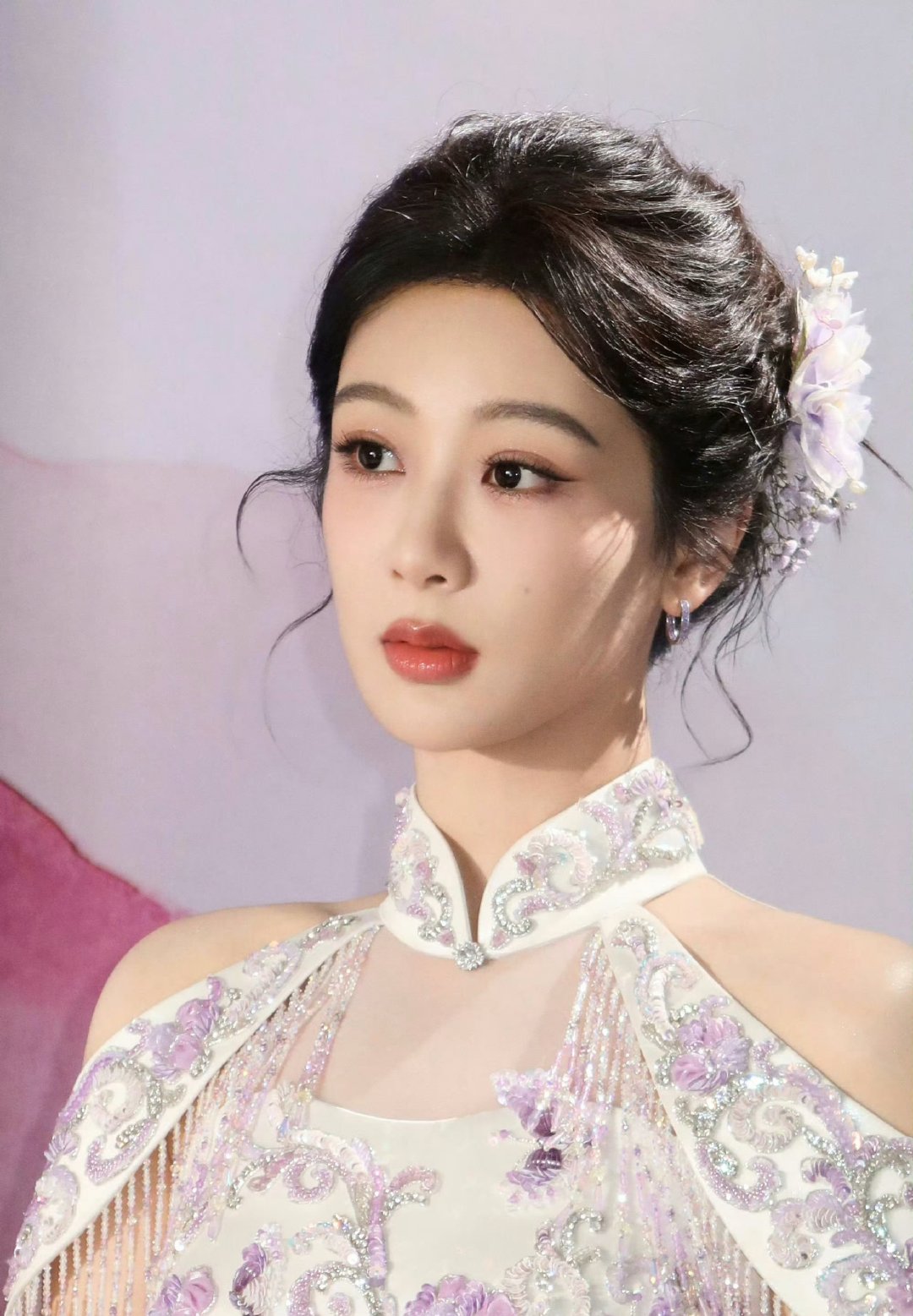 网传杨紫客串电影千里江山图杨紫客串陈思诚电影《千里江山图》 ，嘻嘻，期待紫妹大荧