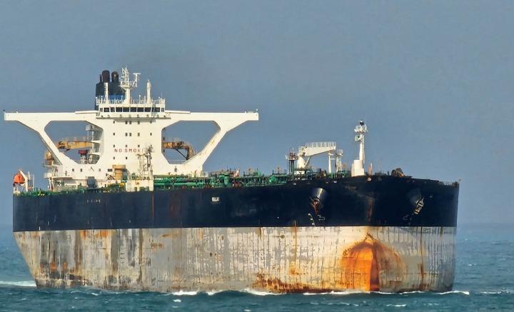 特朗普丝毫不给普京面子，俄罗斯的船说扣就扣！俄鹰派群情激愤，要求克宫以牙还牙！