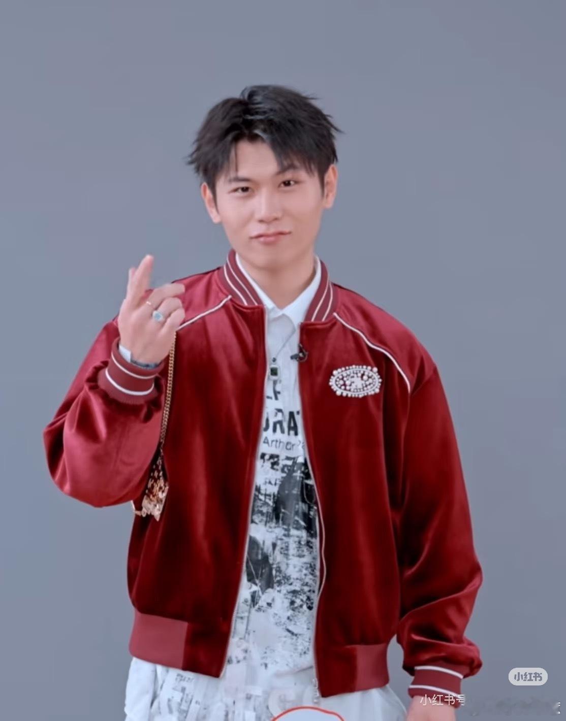 翁杰TizzyT普通话倒欠国家三级新说唱2025 新说唱这哪是比赛啊，分明是口音