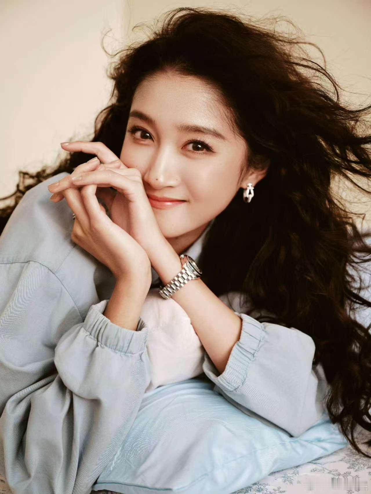关晓彤所有瞬间春楠给关晓彤化生日妆春楠给关晓彤化生日妆，好好看， ​​​