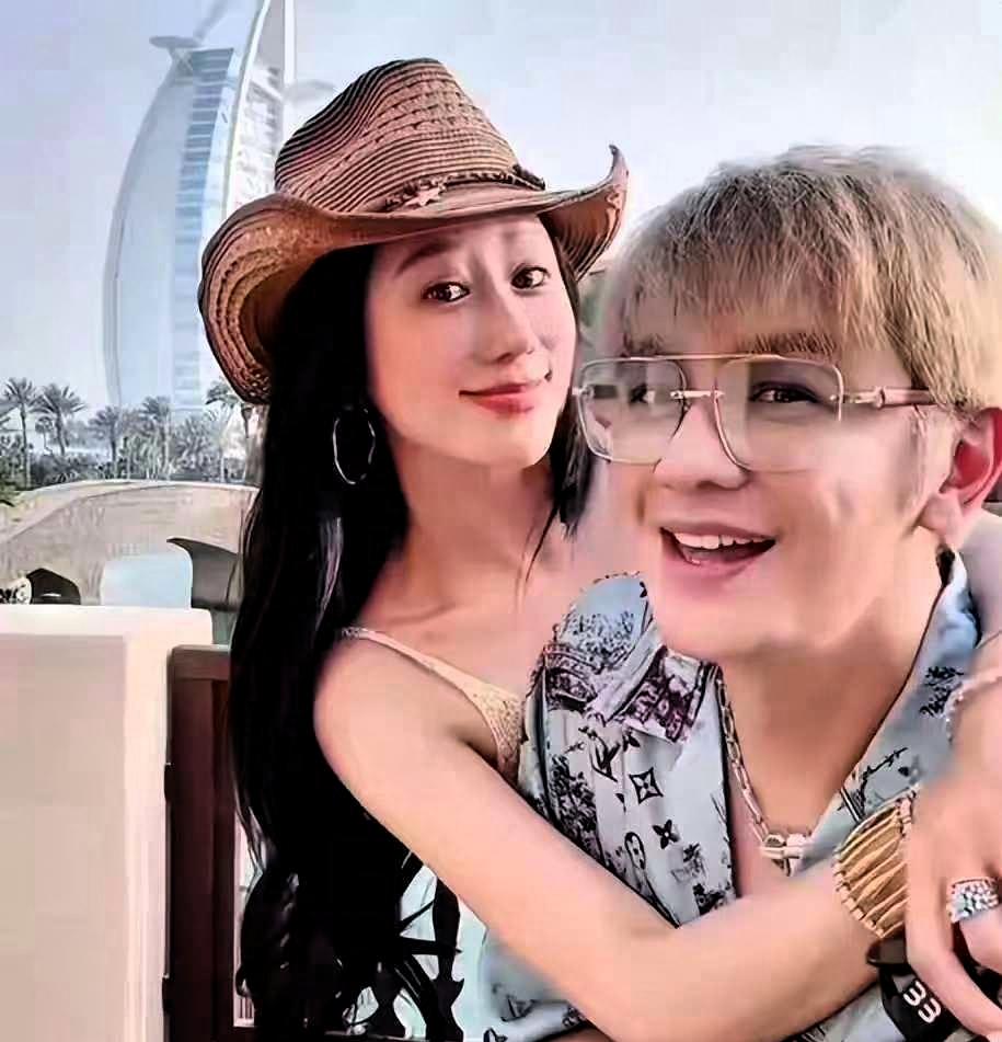 不出事不知道
伊朗一乱才看清
原来国内这么多有钱人都喜欢去国外玩

近期中东地区