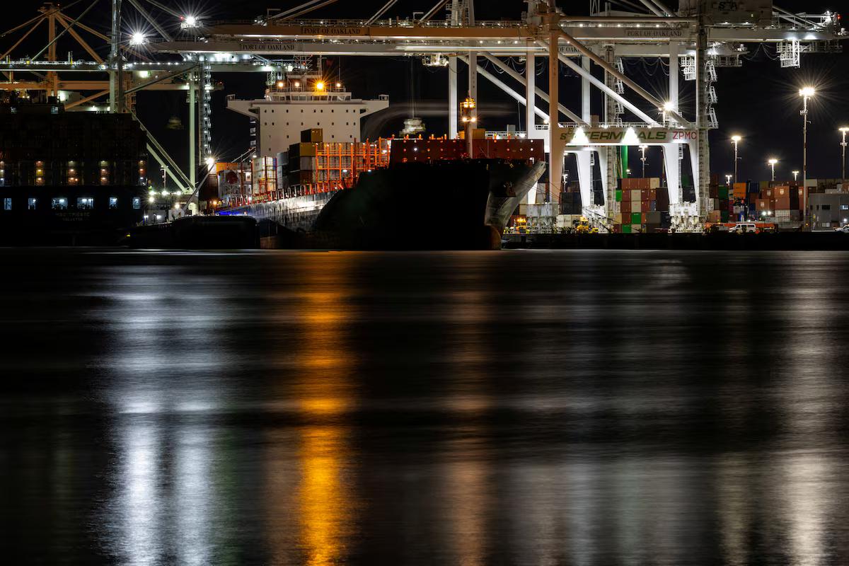 [To learn English]
The economy ministers