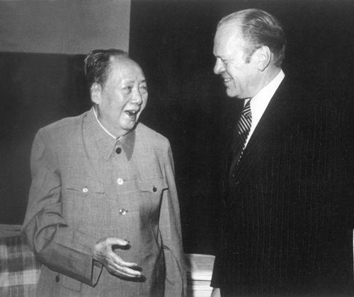 1964年5月，毛主席对外宾说了一句话："我打了二十五年仗，由于偶然性，我没有被
