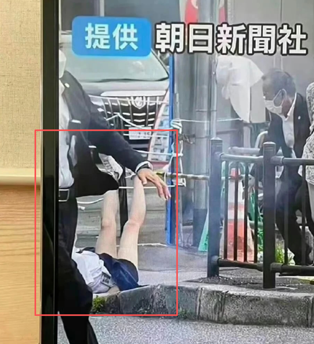 【刺杀安倍大电影】据日媒报道，前日本首相安倍晋三遇刺案将被拍成电影，由菅田将晖饰