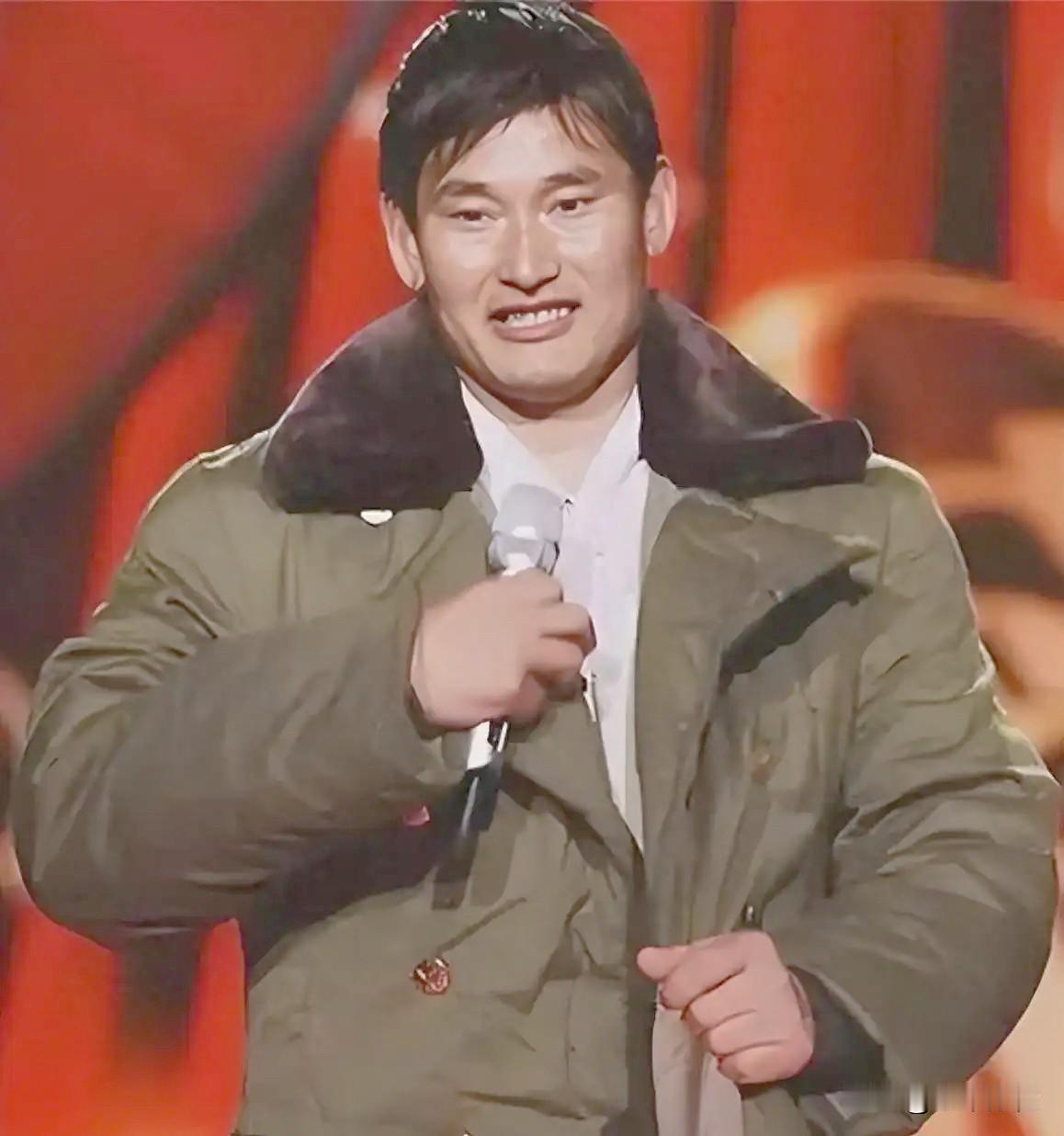 朱之文曾在采访中被问为何坚持商演，他说“唱歌是正经劳动，为家人踏实工作很合理”。