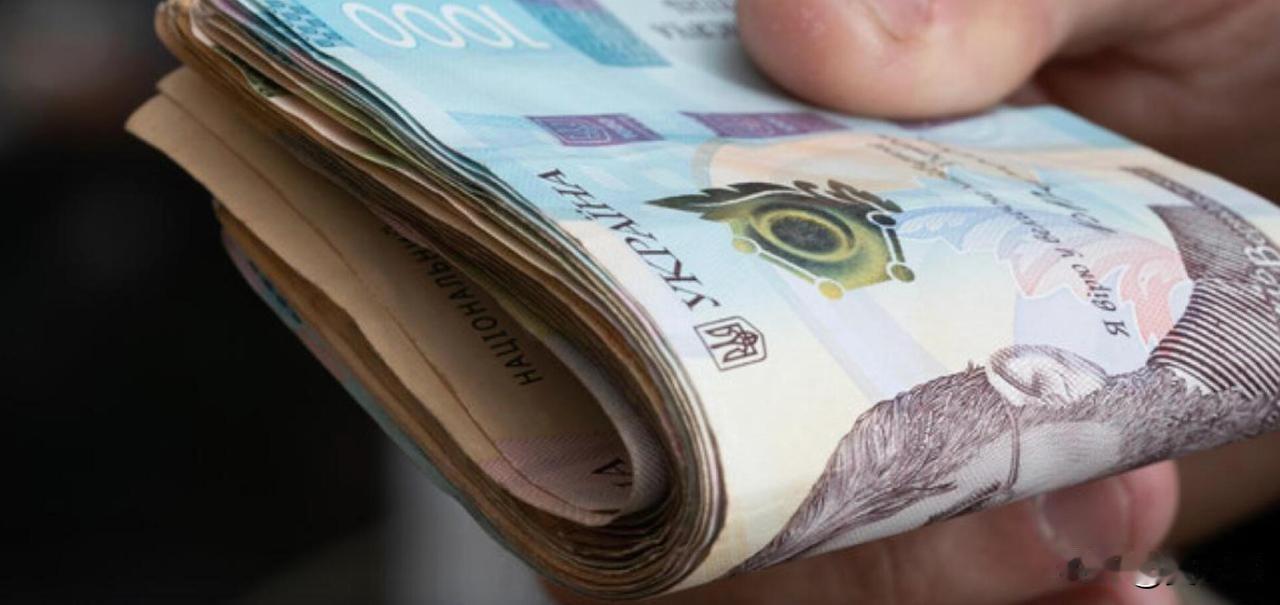 乌克兰官方呼吁民众储备现金：大规模停电期间应备足多少资金

乌克兰民众已在严格的