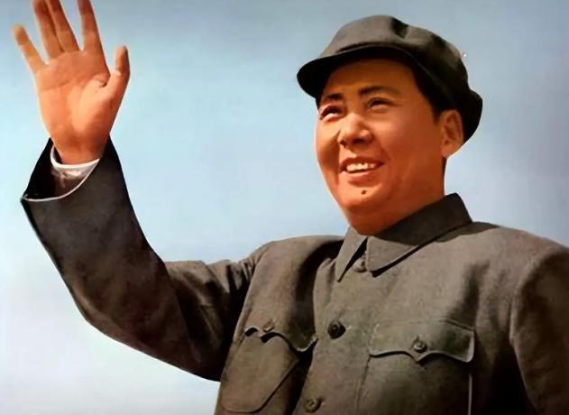 说没有毛主席，中国革命还会在黑暗中摸索更多年。其实没有毛主席，根本没有在星火中燎
