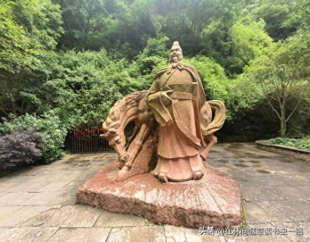 被演义骗千年！刘备真面目，城府远超曹操司马懿