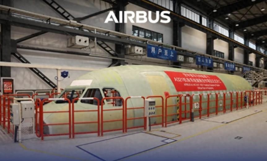 美国怕什么来什么！空客下定决心送份大礼，要把“第一次”给中国
 
7月15日，空