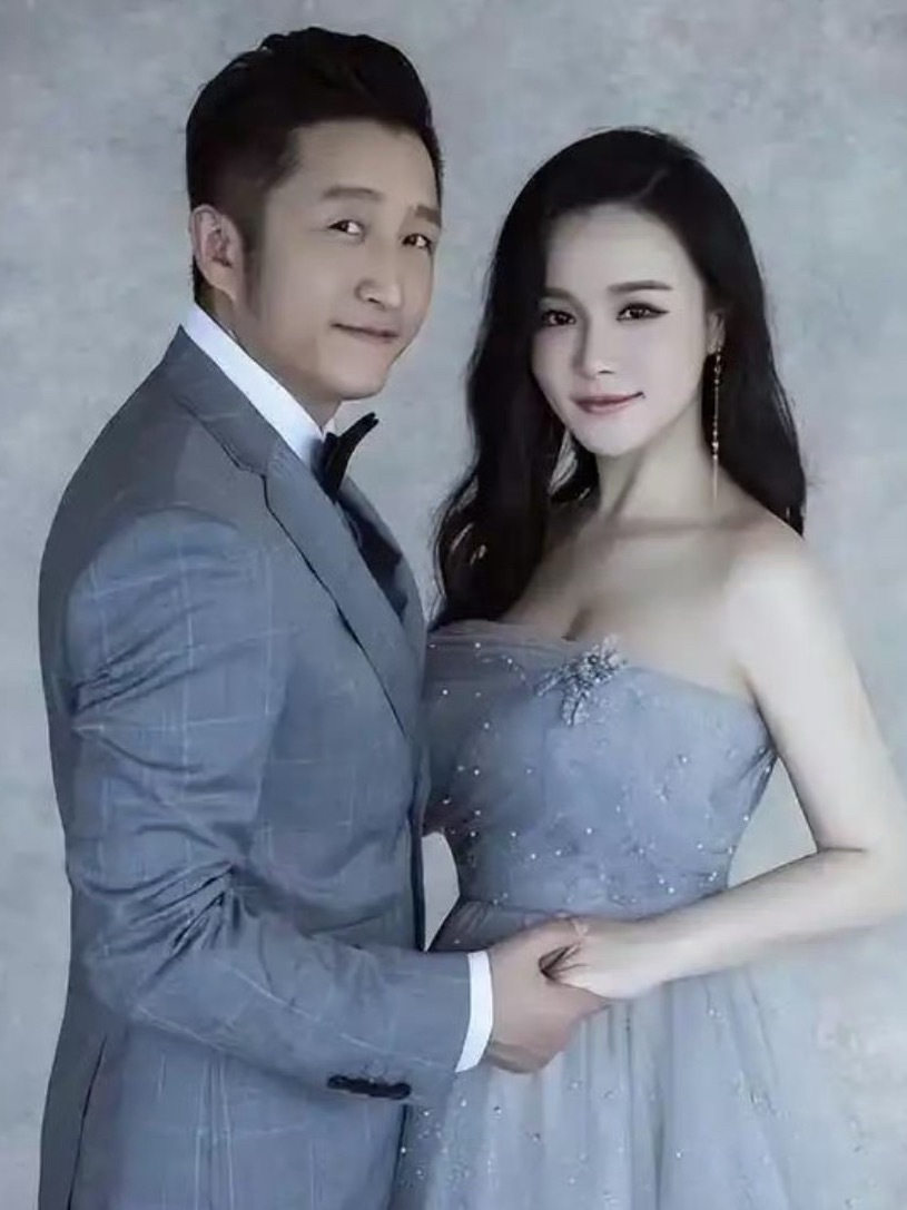 冉莹颖邹市明的两亿资产到底是谁亏掉的？虽然这是邹市明一拳一拳打出来的但是本打工人