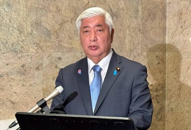 日本前防卫大臣敦促高市政府改善中日关系，称当前关系“非常严峻”。
共同社20日报