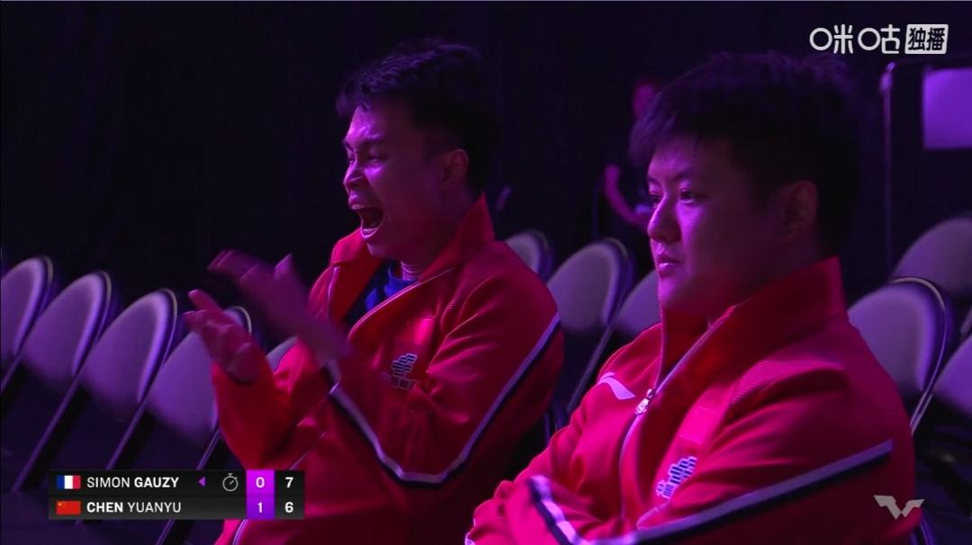 国乒男队下半区失守，但上半区七号带头顽强拼搏，虽败犹荣。
今日两小将双胜，可喜可