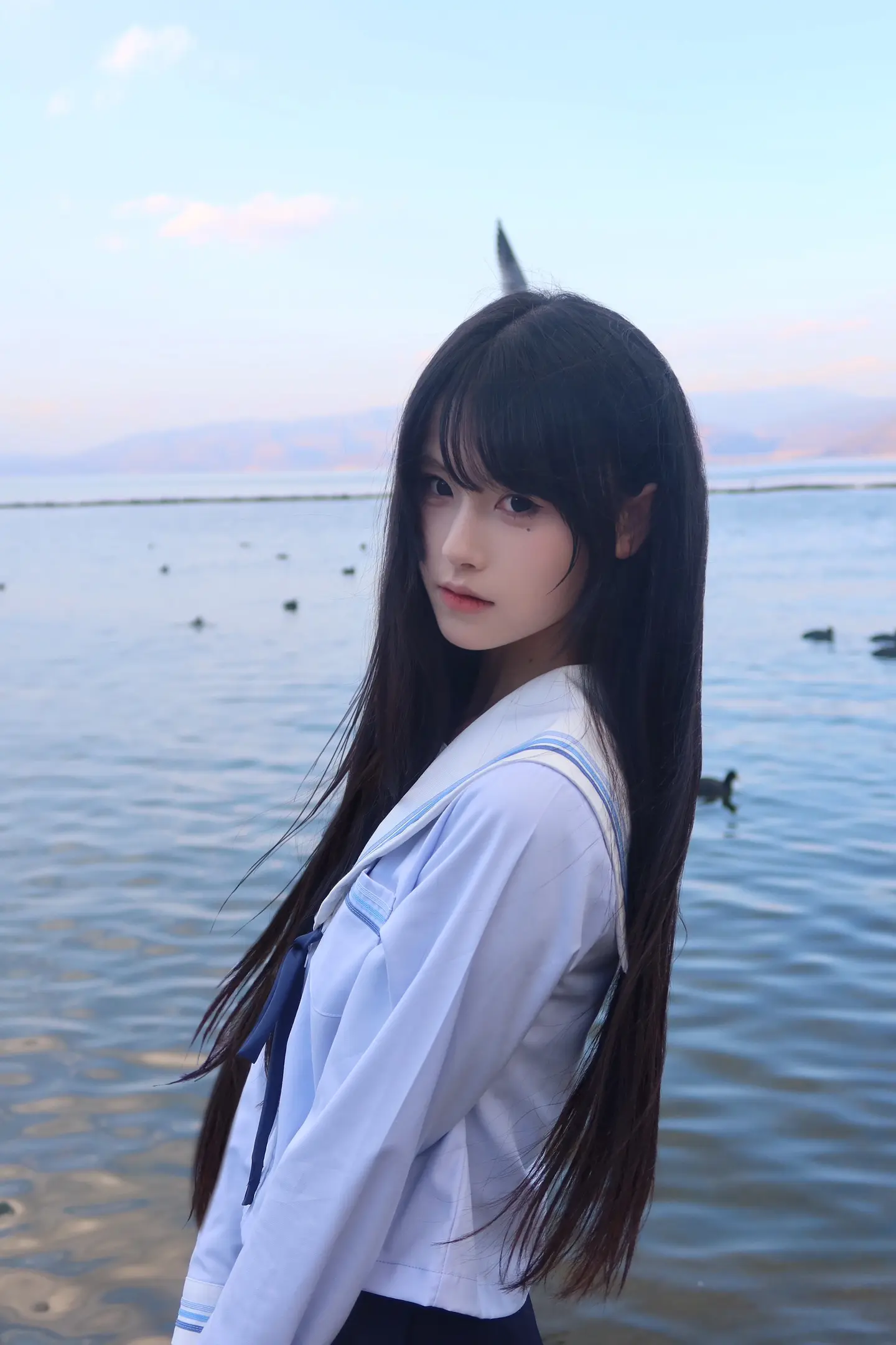 我的心也会像湖面的波澜一样为你跳动无数次