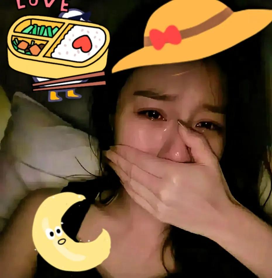 杭州那位花18.8万买“男性机器人”的林女士，最近在二手平台上降价到10万多，居