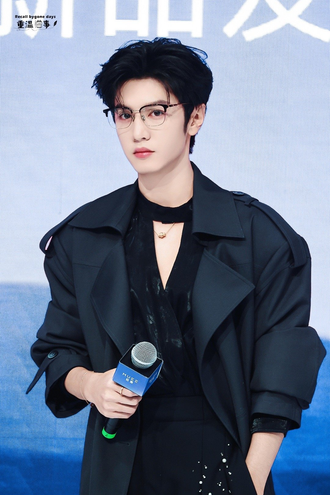 陈哲远元宵酷感营业陈哲远问吃了吗 陈哲远元宵酷感🕶️营业，还问大家吃了吗，啊啊